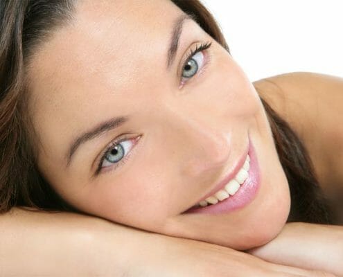 poches-sous-les-yeux-cernes-creux-yeux